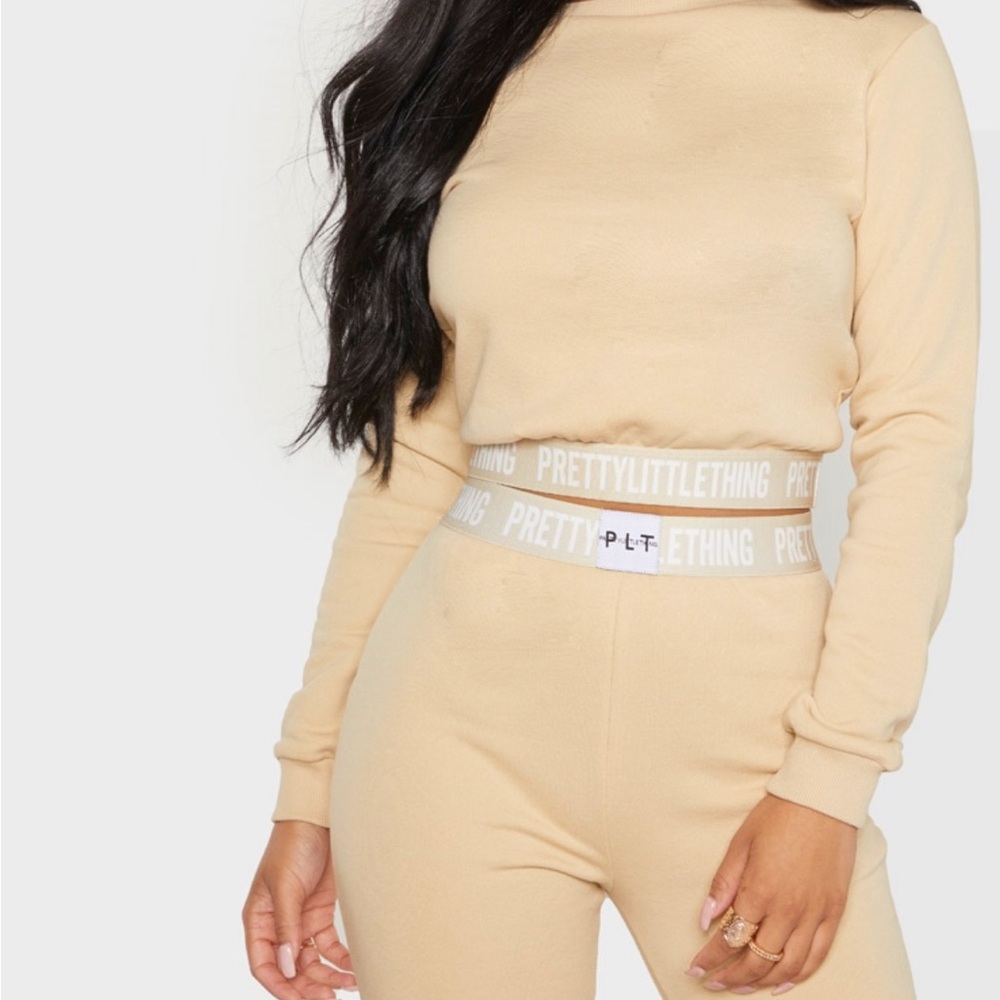 PRETTYLITTLETHING Petite Stone Lounge Sweatset
